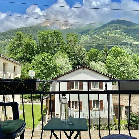 Bed and Breakfast Chasa Sassalbo Poschiavo Exteriér fotografie