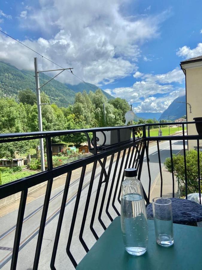 Bed and Breakfast Chasa Sassalbo Poschiavo Exteriér fotografie